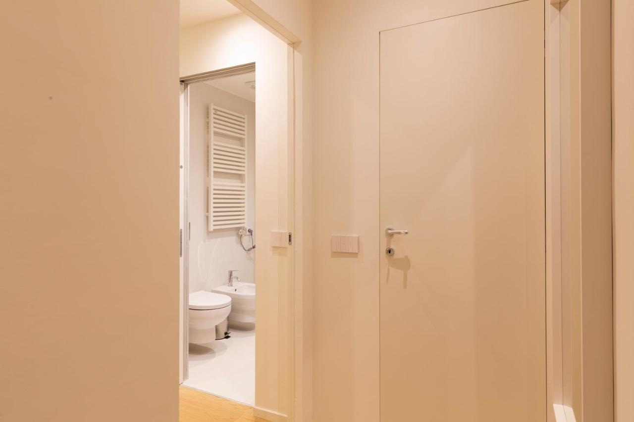 Apartament Domus Ticinese Mediolan Zewnętrze zdjęcie